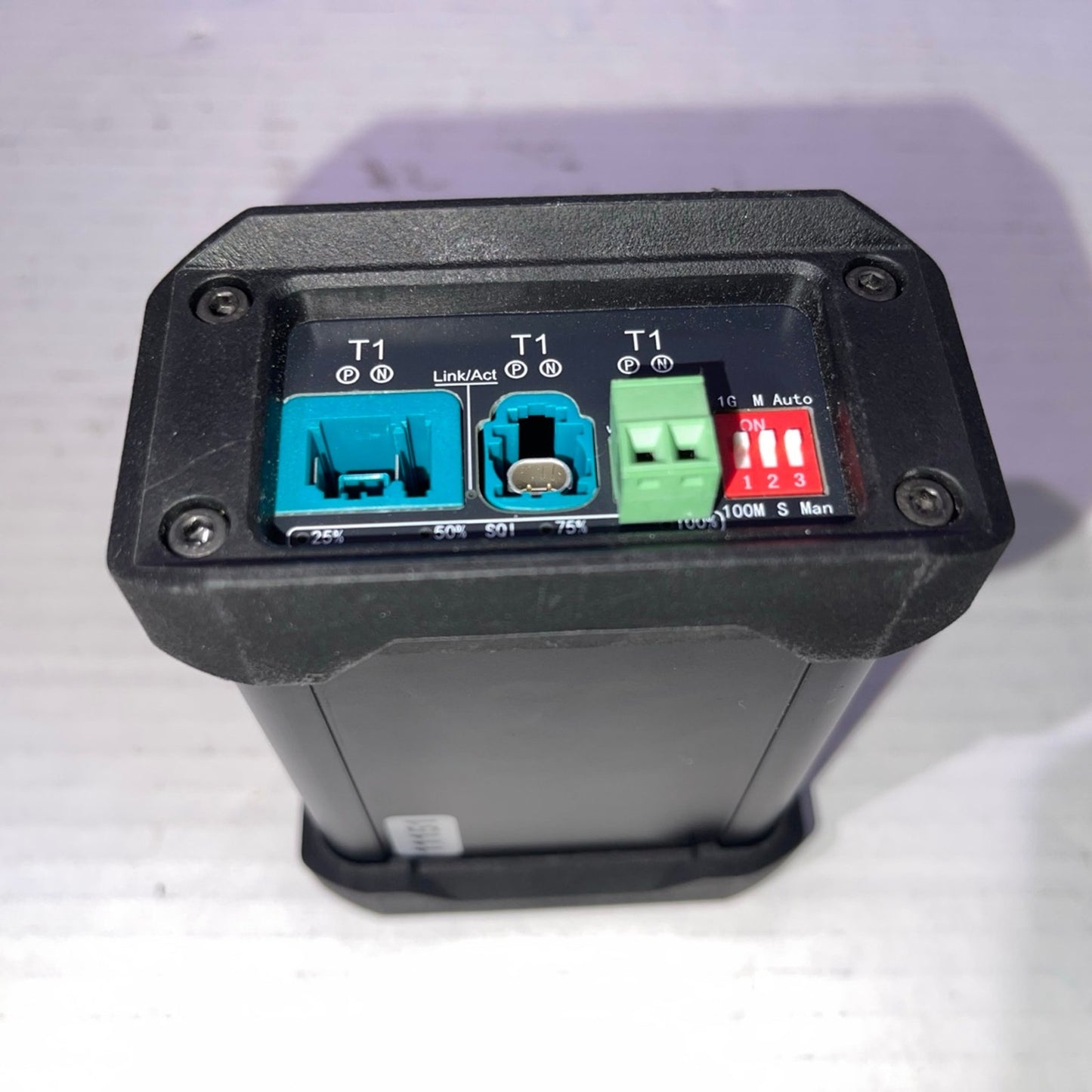 1000/100Base-T1 Automotive Ethernet Media Converter To RJ45 100Mbps/1Gbps - SE1001 Pro Automotive Ethernet Media Converter To RJ45 100Mbps/1Gbps - SE10