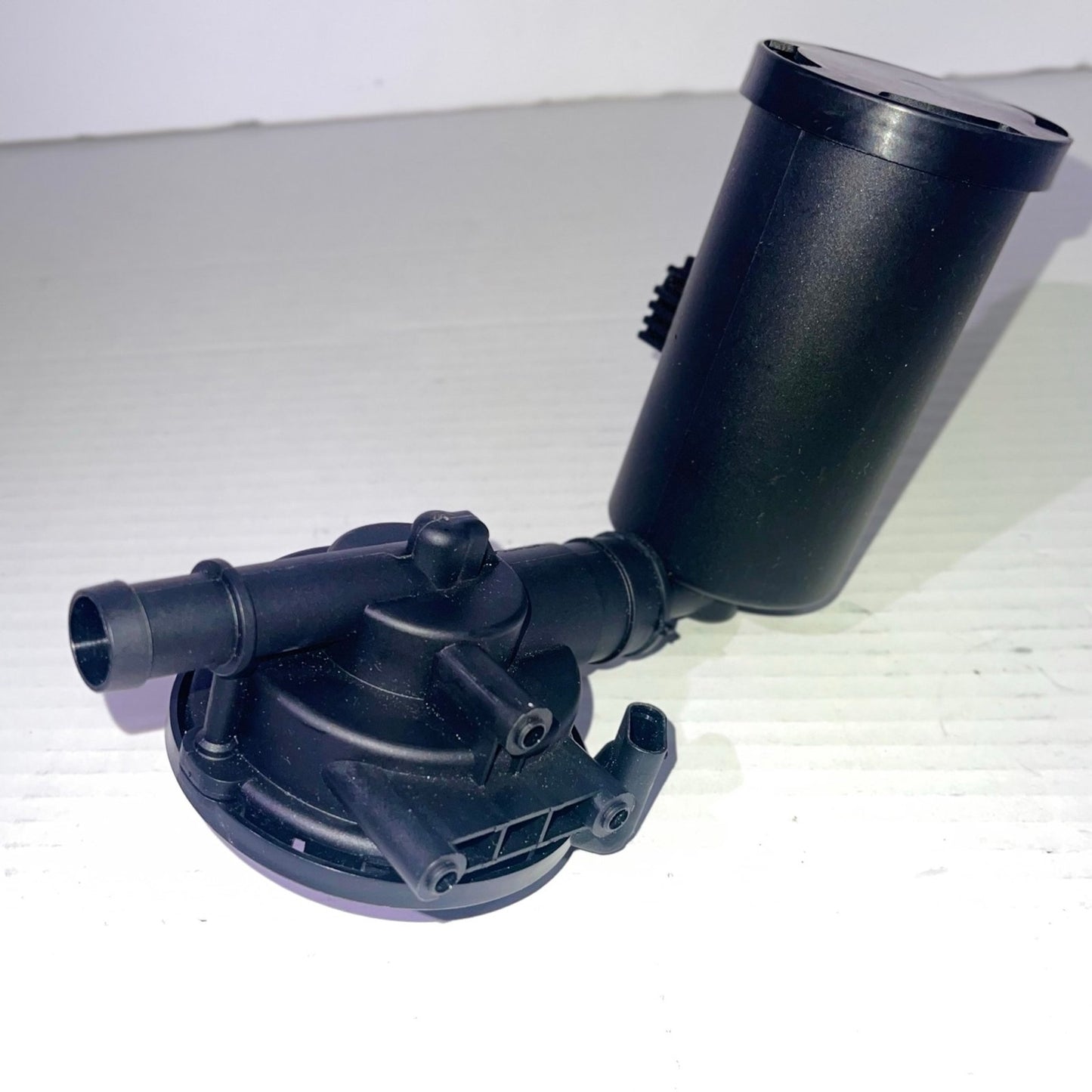 Evaporative Emissions System Leak Detection Pump for BMW Models Dorman 310-504