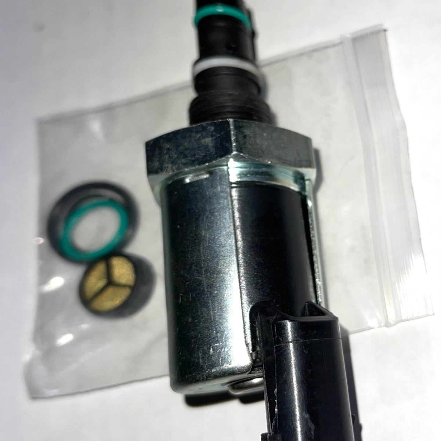 Fuel Injection Pressure Regulator IPR Valve Navistar International Truck 1842428C95 1842428C96 for Navistar International Truck DT570 HT570 DT466 DT466E 1842428C93 1842428C94