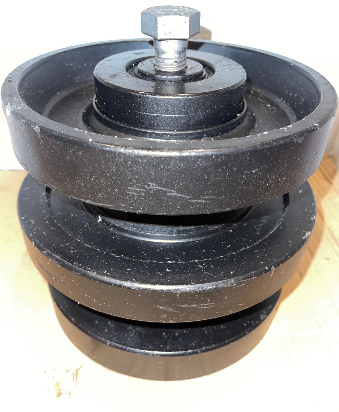 Flynsu Bottom Track Roller 6689371 6732901 6715766 6686632 For Bobcat 864 T140 T180 T190 T200 T250 T300 T320 T550 T590 T630 T650 T750 T770

Part Number--- 6689371 6732901 Application Vehicle--- Replacement for Bobcat 864, T140, T180, T190, T200, T250, T30