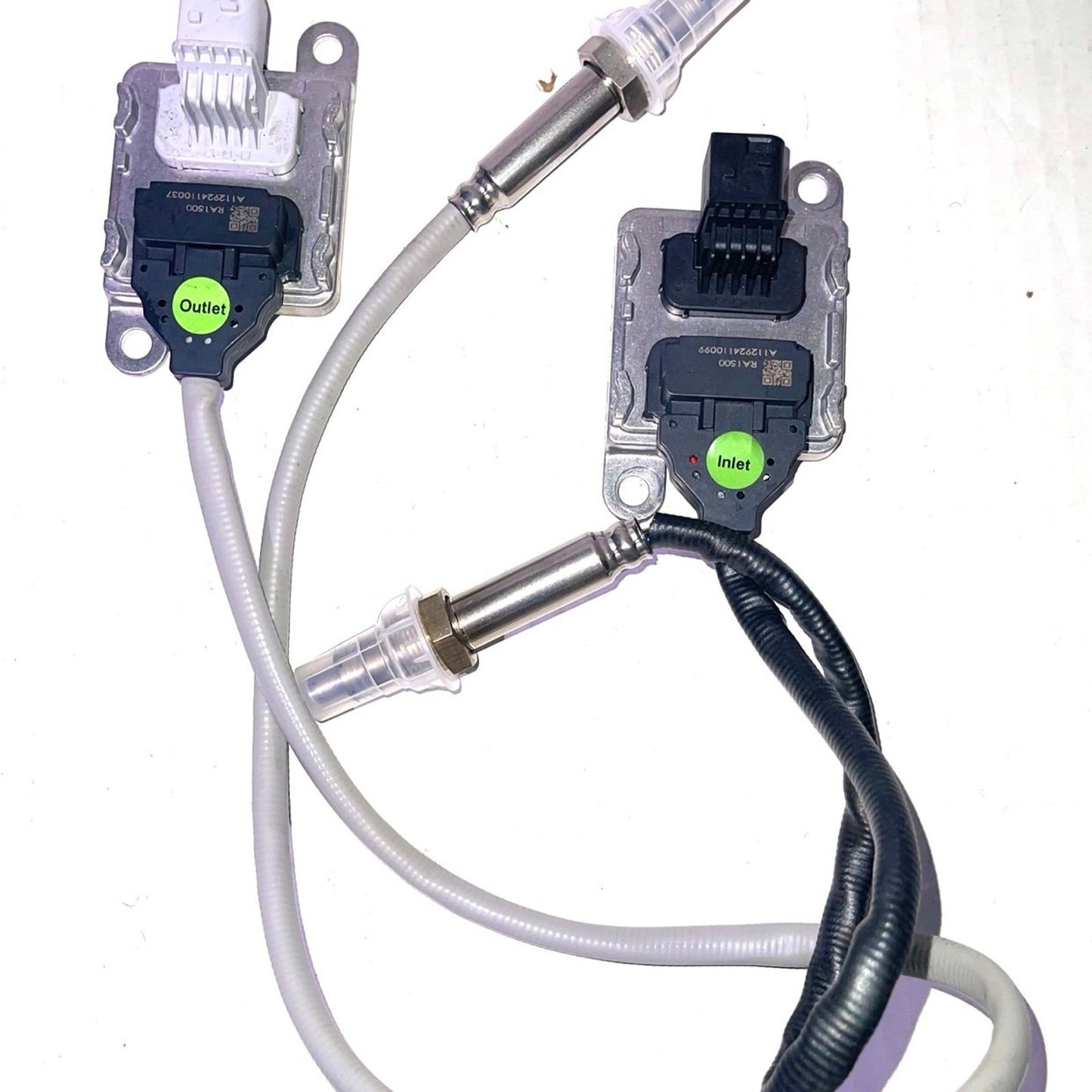 22303391 22303390 Inlet & Outlet Nox Sensor with 2011-2022 Volvo VNL D11/D13/D16 2013-2016 Mack GU4/GU5/GU7/GU8/CXU LEU LR600 MRU Truck Replacement 5WK97366 5WK97367