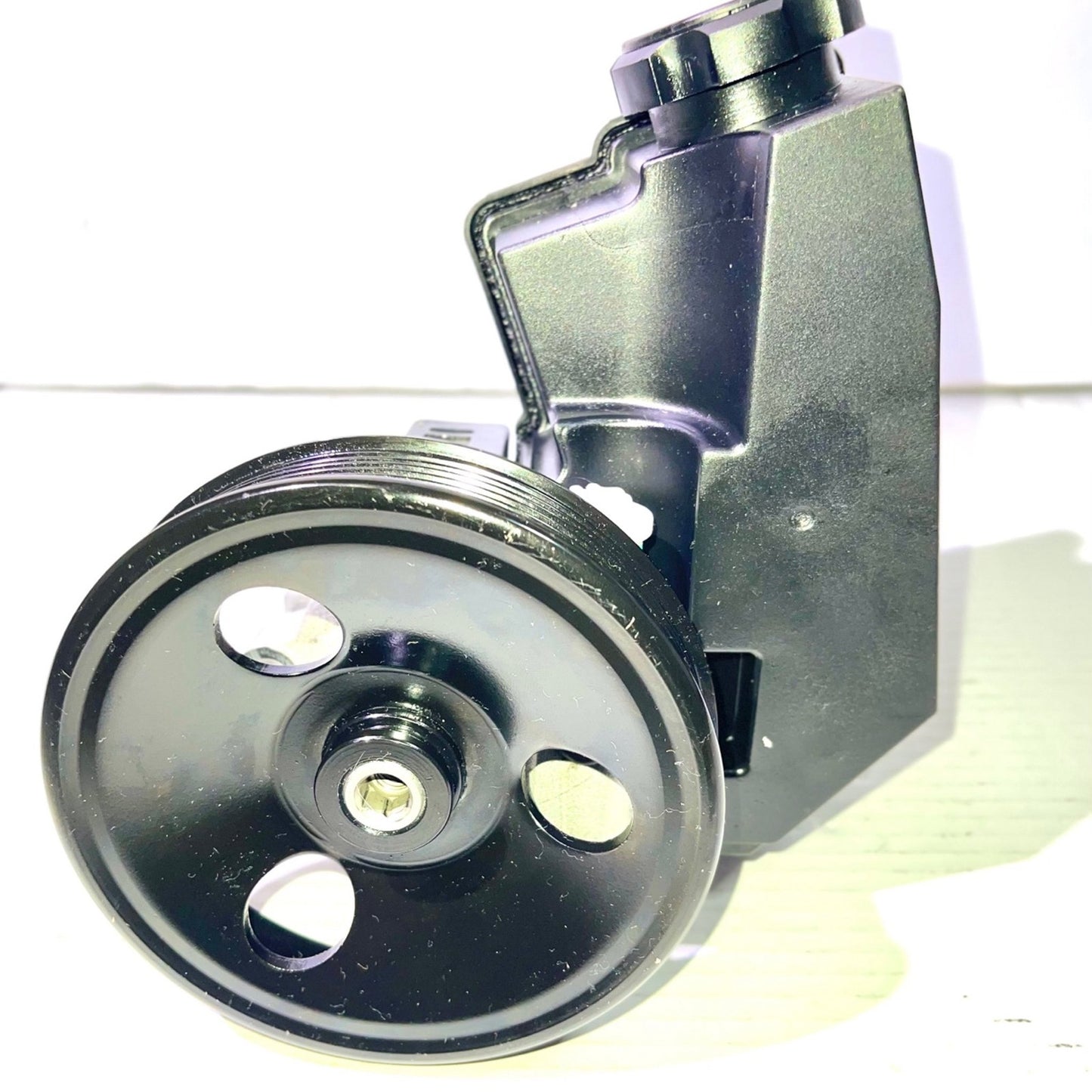 20-61607 Power Steering Pump Assembly with Pulley Reservoir For 1999-2004 Jeep Grand Cherokee Sport Utility L6 4.0L, 1999-2000 Jeep Grand Cherokee Sport Utility V8 4.7L,Power Assist Pump