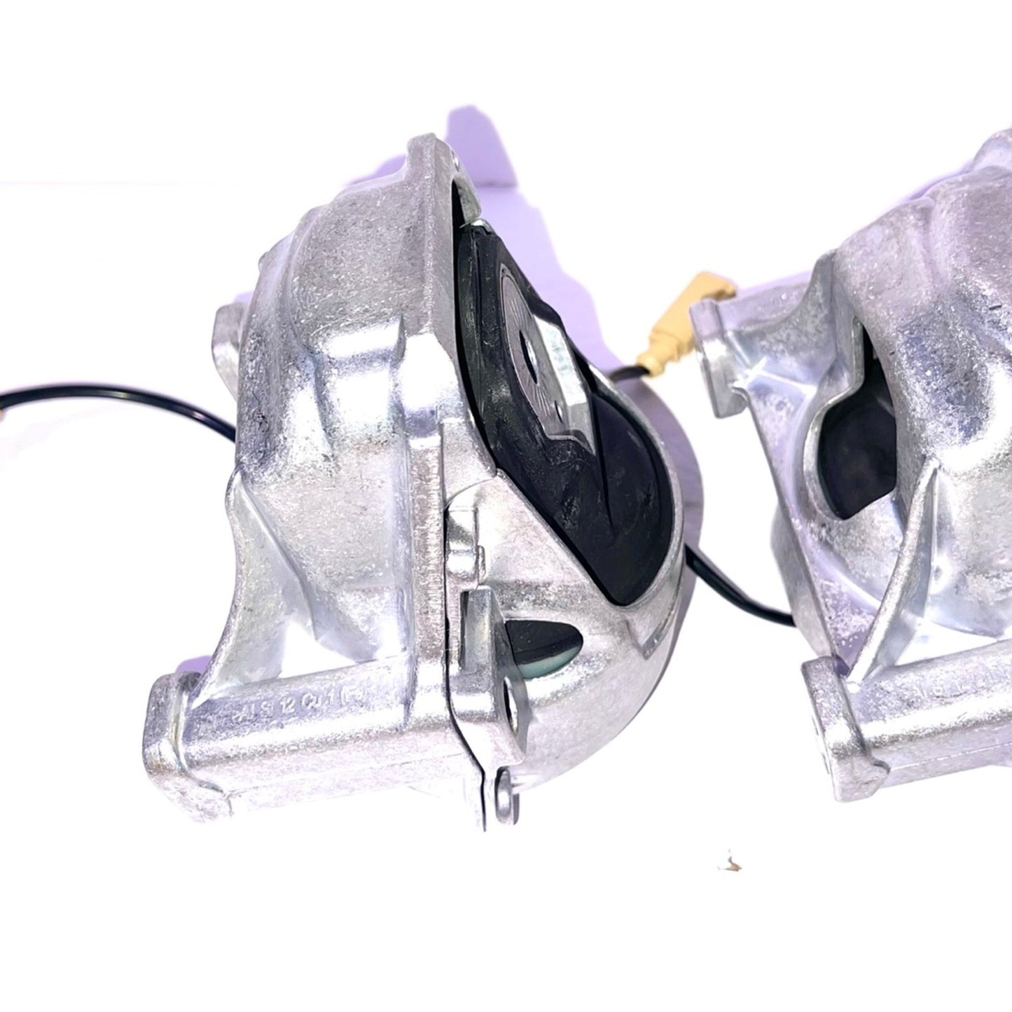 Engine Motor Trans Mount Set for Audi A4 2009-2012, A4 Quattro 2009-2016, A5 2010-2012, A5 Quattro 2008-2009 & 2013-2017 Replace# 8K0199381C 8R0199381E 2pc Engine Motor Mount Set For Audi A4 A5 Quattro Q5 3.2L V6
