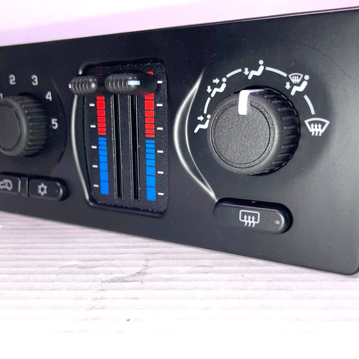 Climate Control Module AC Heater HVAC Panel Fit for Chevy Silverado GMC Sierra 1500 2500 3500 Tahoe Suburban Avalanche Trailblazer Yukon XL Envoy Cadillac Escalade 599-210XD