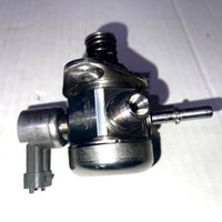 High Pressure Fuel Pump for 2012-2018 Ford Edge Escape Explorer Focus Fusion Police Sedan Land Rover Discovery LR2 Range Rover Evoque Lincoln MKC MKT MKZ L4 2.0L Replace 0261520152