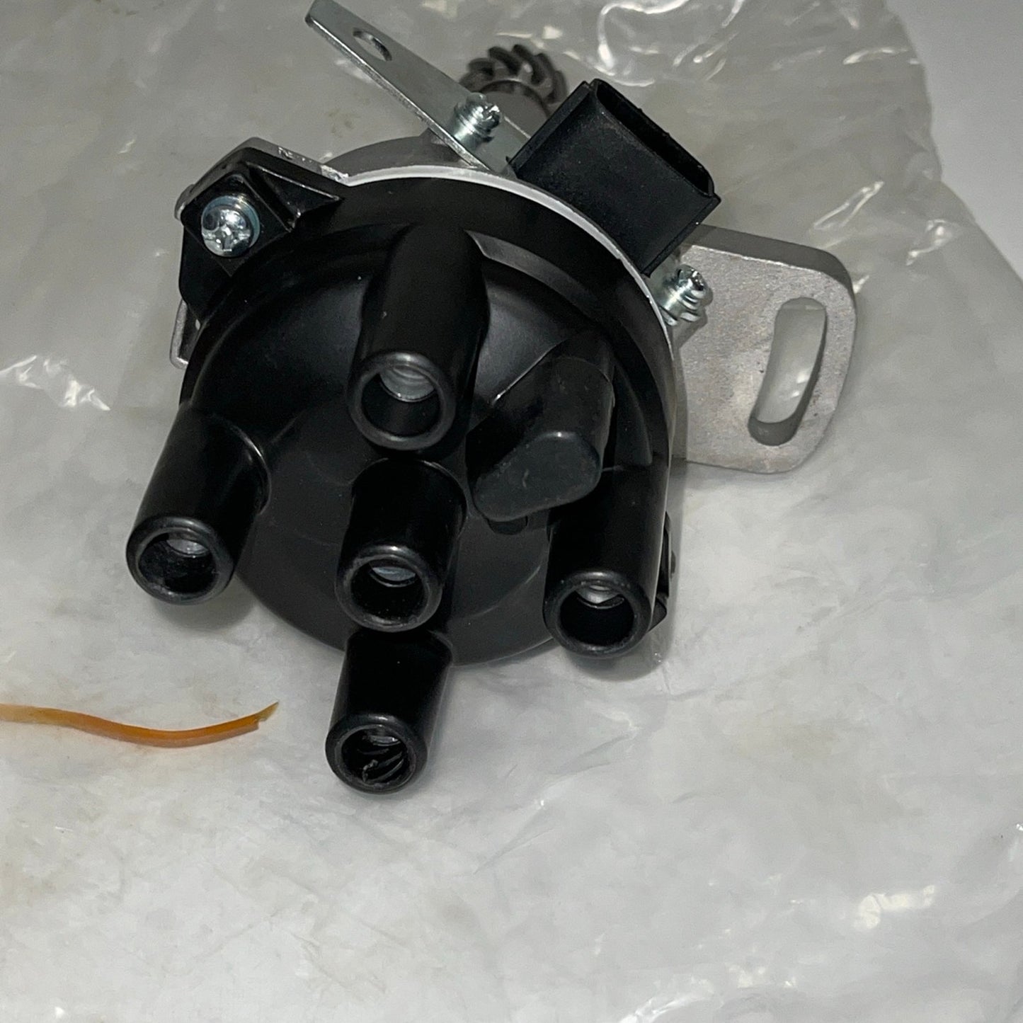 Distributor for Mazda B2200 L4 (90-93), F2G8-18-200A PG-DST35410 F2G8-18-200B