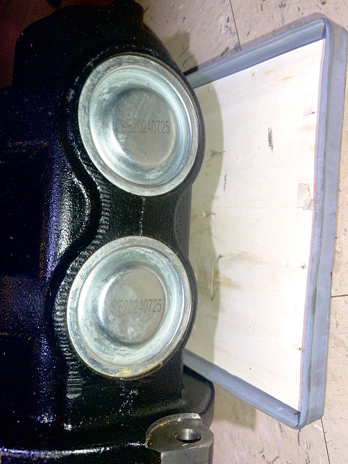 Air Brake Compressor 22016995 20774294 20846000 85013935 85146151 Volvo D13 Engine