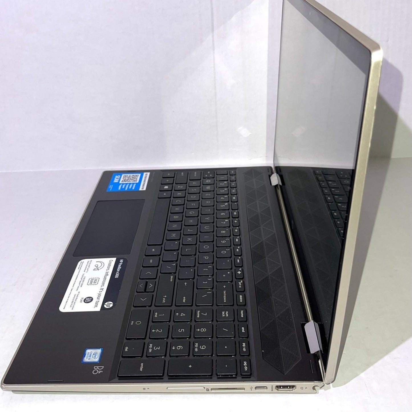 HP Pavilion x360 Laptop 2in1 i5 15.6" HD Touchscreen 8GB RAM, 256 GB SSD