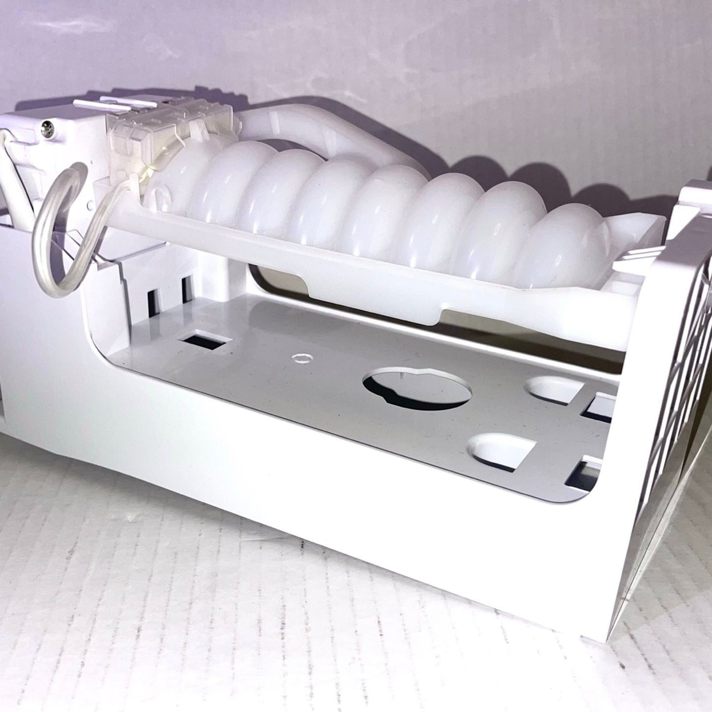 Samsung DA97-08059A Appliance Ice Maker Assy 1668437