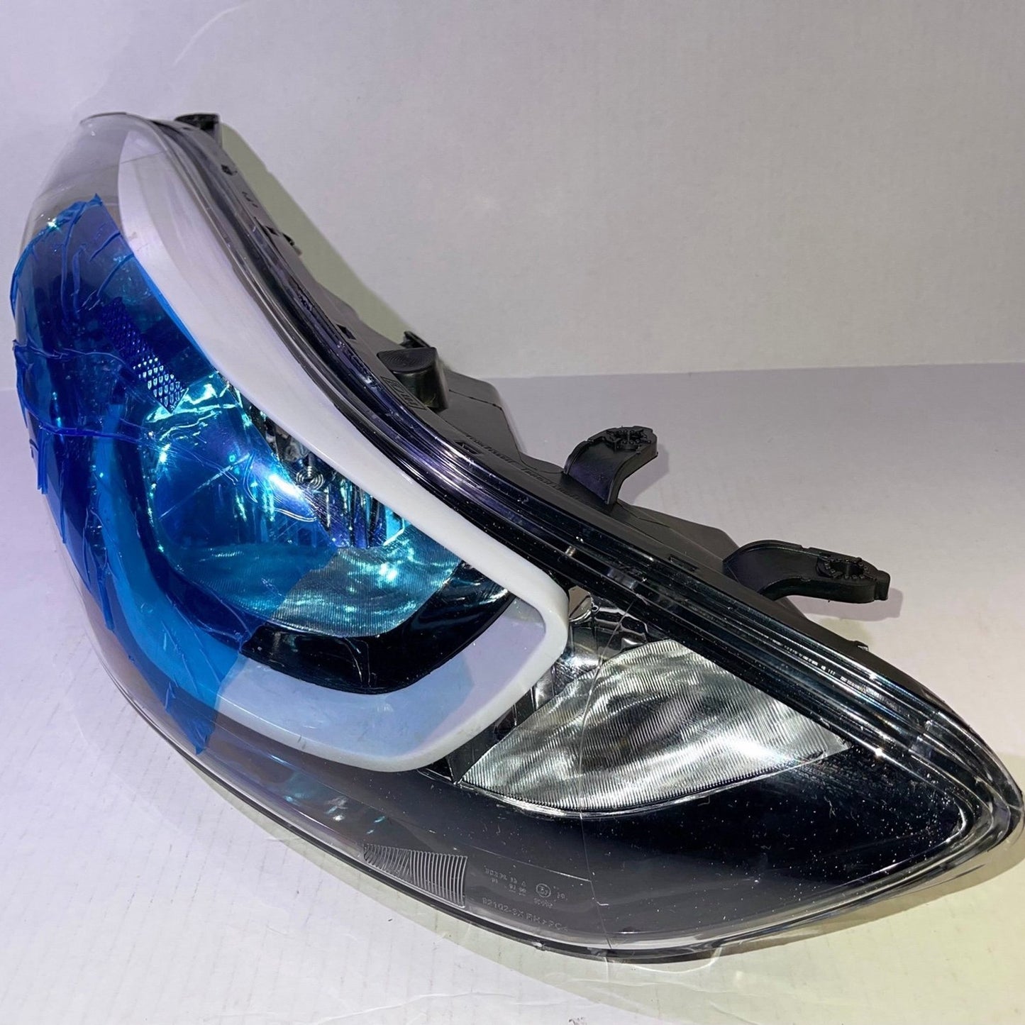 Replacement Passenger Side Headlight with Halogen Sedan without LED Position Light fits 2014-2016 Hyundai Elantra (Sedan)