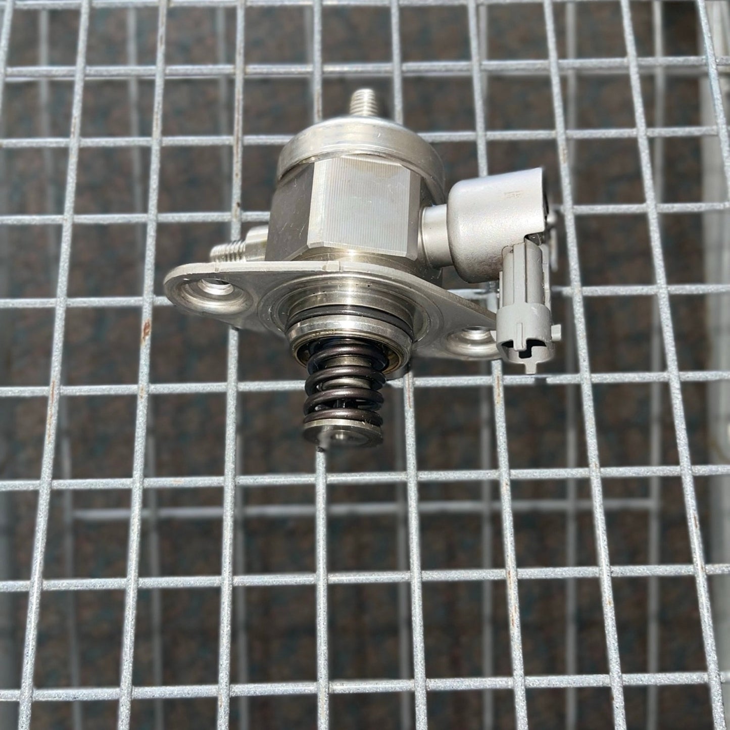 High Pressure Fuel Pump for Cadillac CTS STS 3.6L V6 2008-2011 12614934 12626234