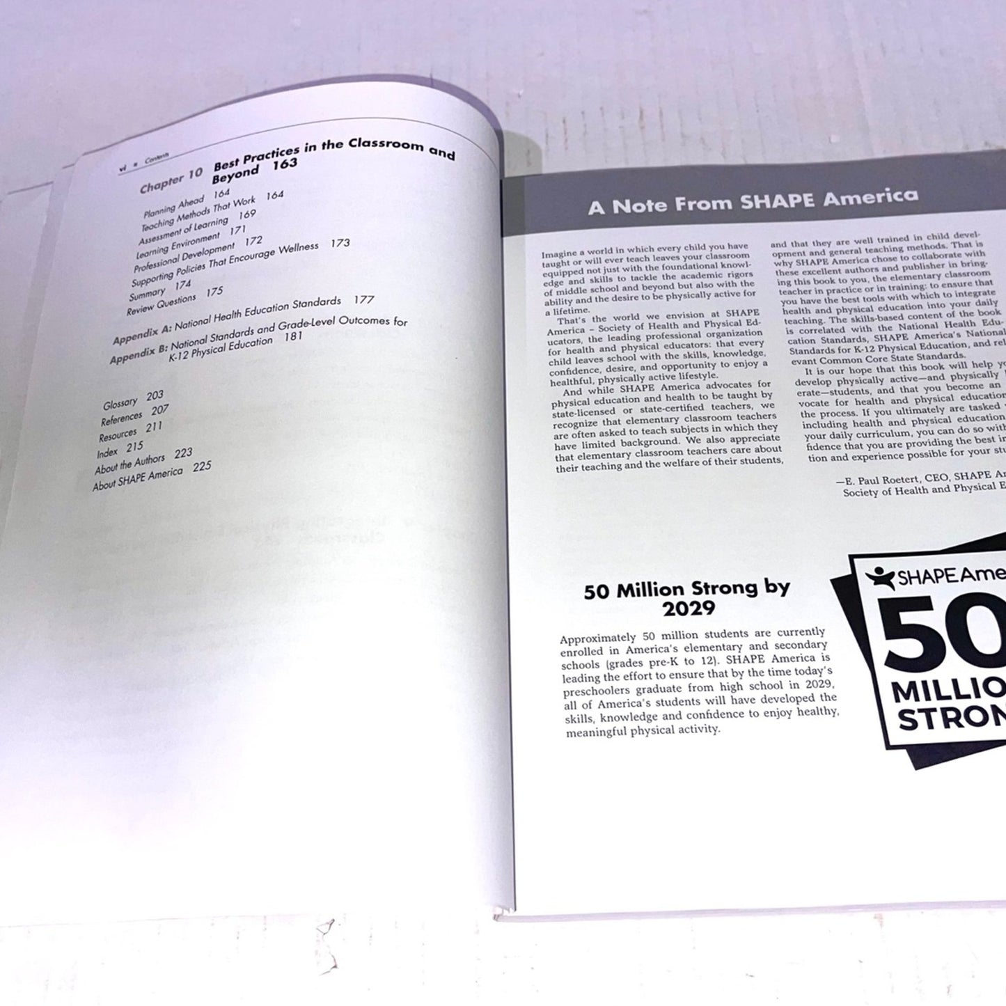 Health and Physical Education for Elementary Classroom Teachers: An Integrated Approach (SHAPE America set the Standard) ISBN-13: 978-1450459914, ISBN-10: 1450459919