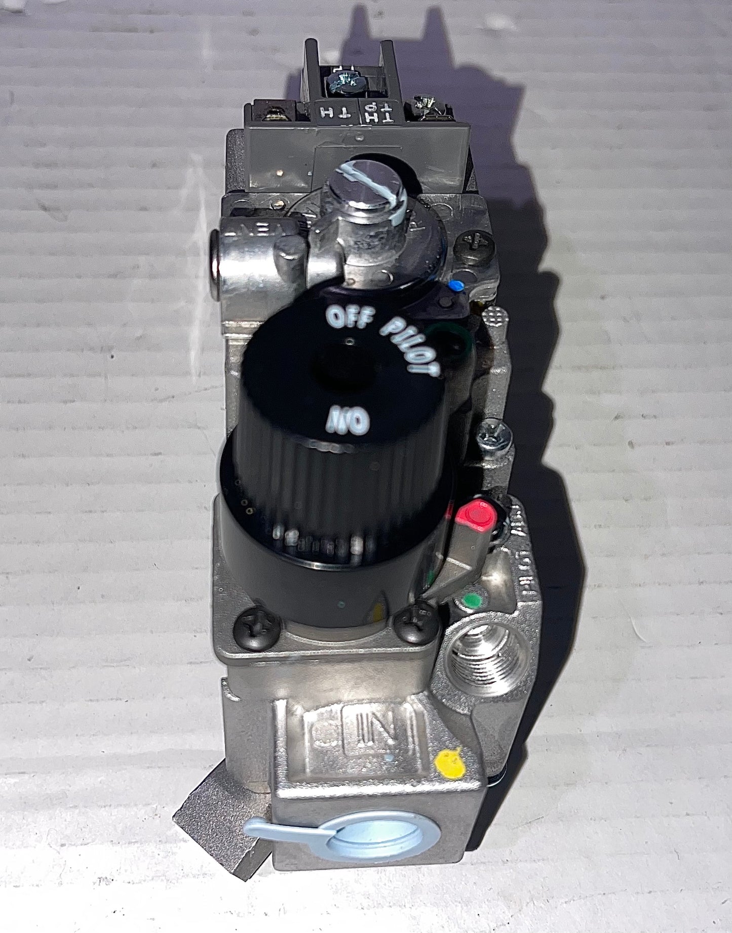 Heat N Glo NG natural gas Valve Part #060-520 Dexen Millivolt Valve FIREPLACE Gas Valve NG (060-520)

Replacement natural gas (NG) 30 second gas valve for Heat & Glo gas stoves