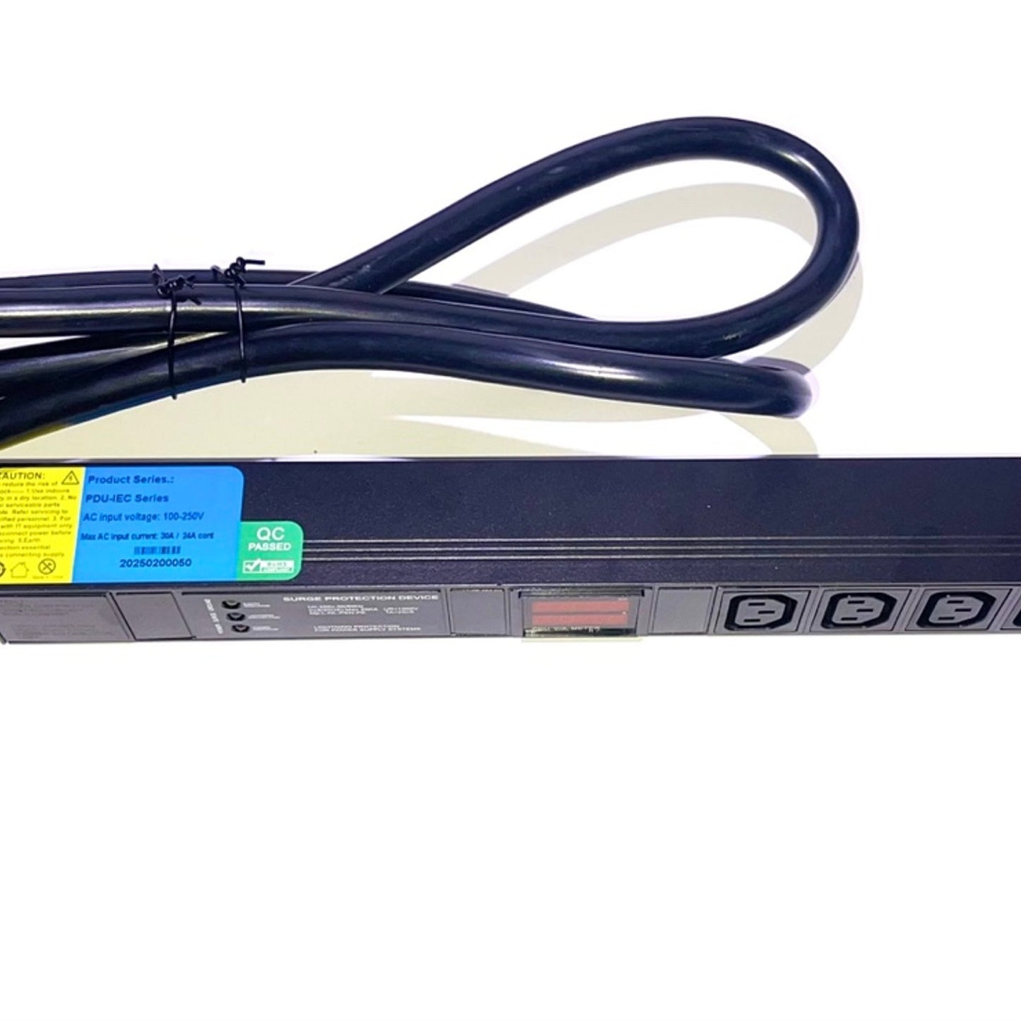8way C13 C19 30A 120V-240V Metered PDU Current Volts Digital Meter SPD L6-30P amp PDU (06-30A-S005)