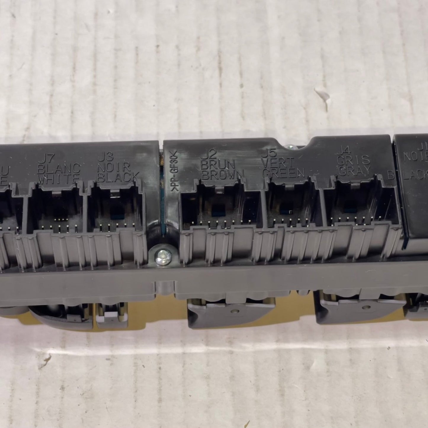 20835553 Front Driver Side Master Door Lock & Power Window Switch Fit for Chevy Silverado Suburban Tahoe Avalanche GMC Sierra Yukon Yukon XL Cadillac Escalade