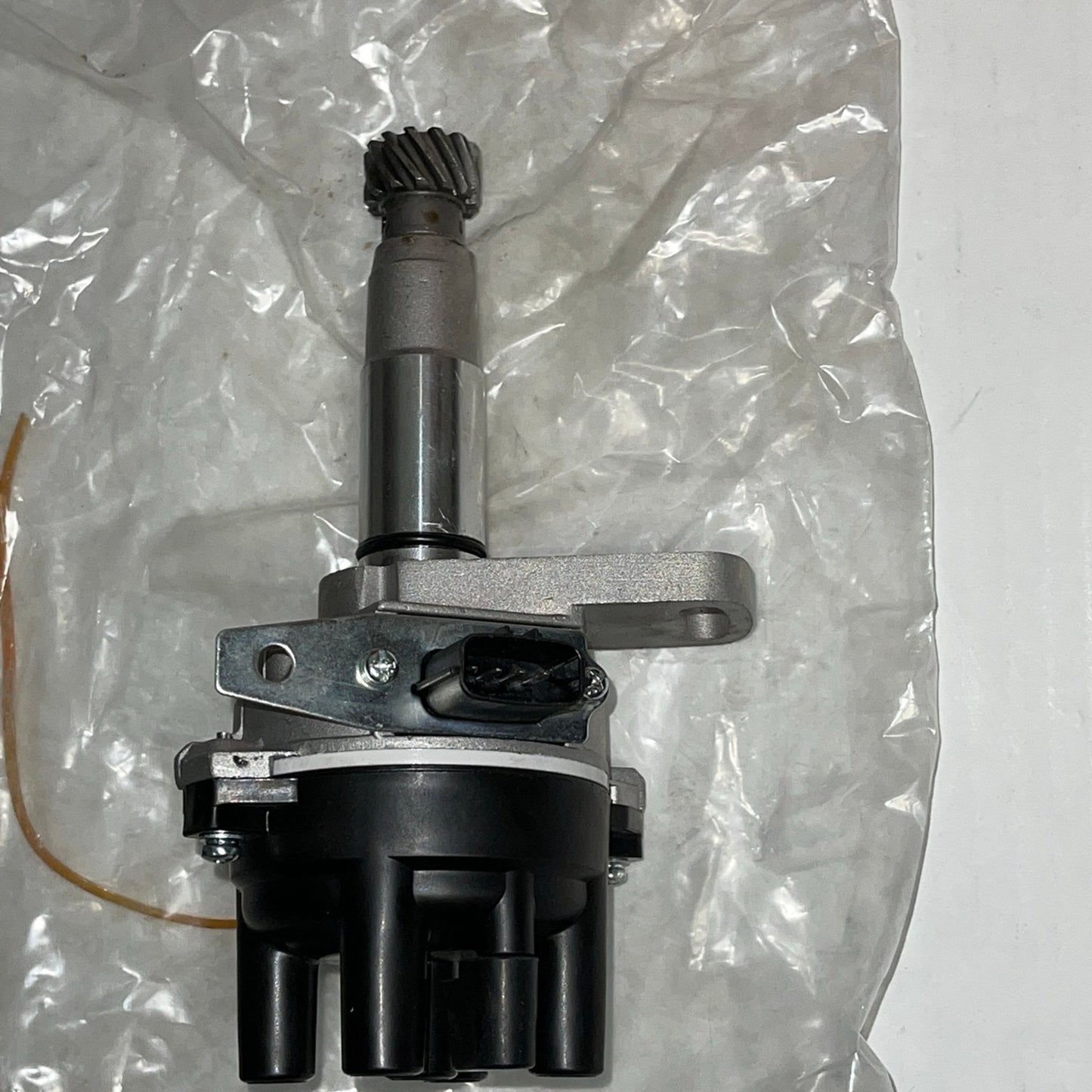 Distributor for Mazda B2200 L4 (90-93), F2G8-18-200A PG-DST35410 F2G8-18-200B