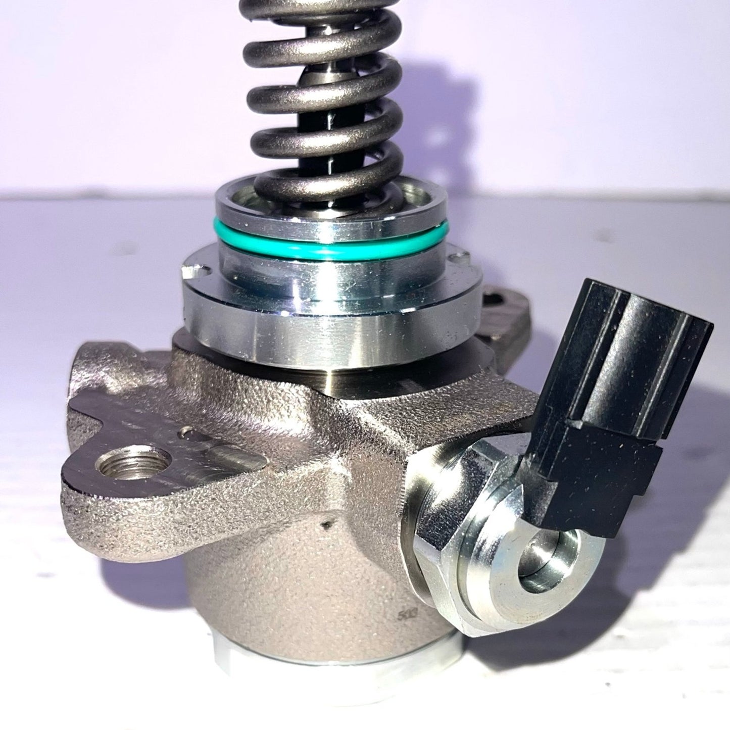 High Pressure Fuel Pump for Nissan TITAN Armada Infiniti QX56 QX80 Q70 Q70L M56