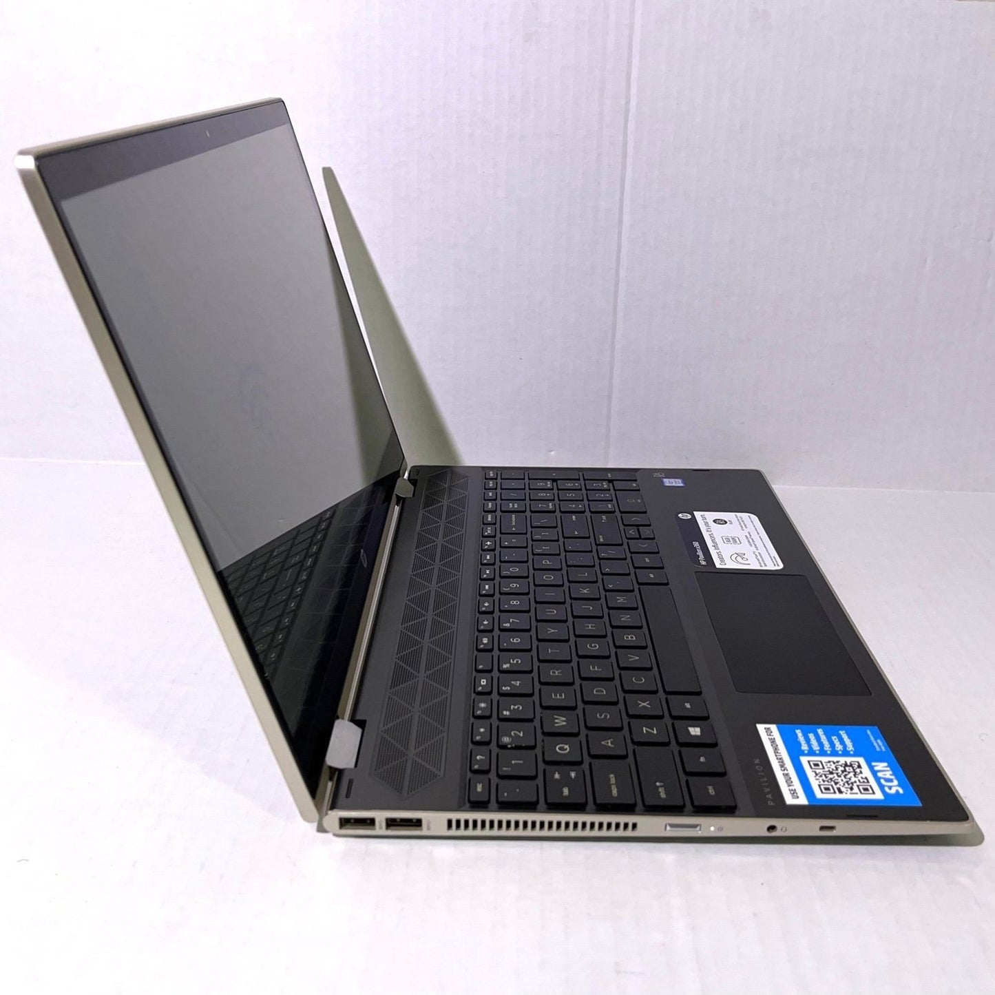 HP Pavilion x360 Laptop 2in1 i5 15.6" HD Touchscreen 8GB RAM, 256 GB SSD