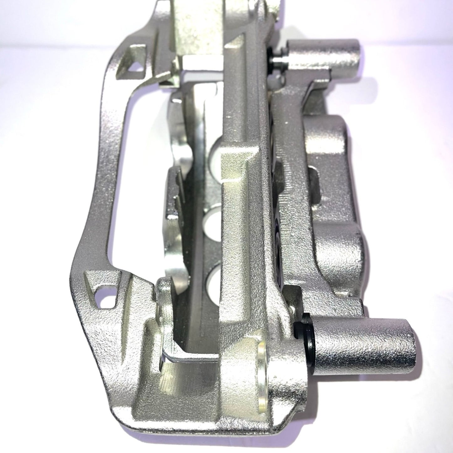 Disc Brake Caliper Assembly Bracket Select Chevy GMC Silverado 2500 HD/3500 HD/Sierra 2500 HD/3500 HD 2011-2019, Suburban (3500 HD) 2016-2019 - Rear Driver