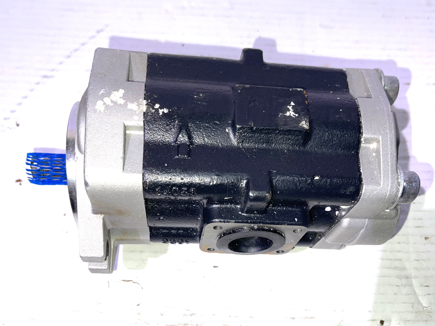 Hydraulic Gear Pump Shimadzu D1-25.10R840– Aztec 14766-02 - SHI-D1-25.10R840)