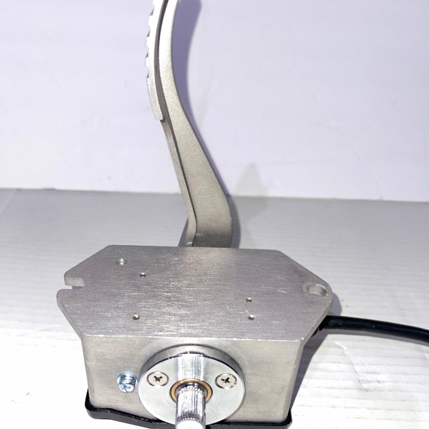 RJSQ 001 Metal Throttle Pedal 0 to 5V Accelerator Throttle Pedal Replacement for EV Cart