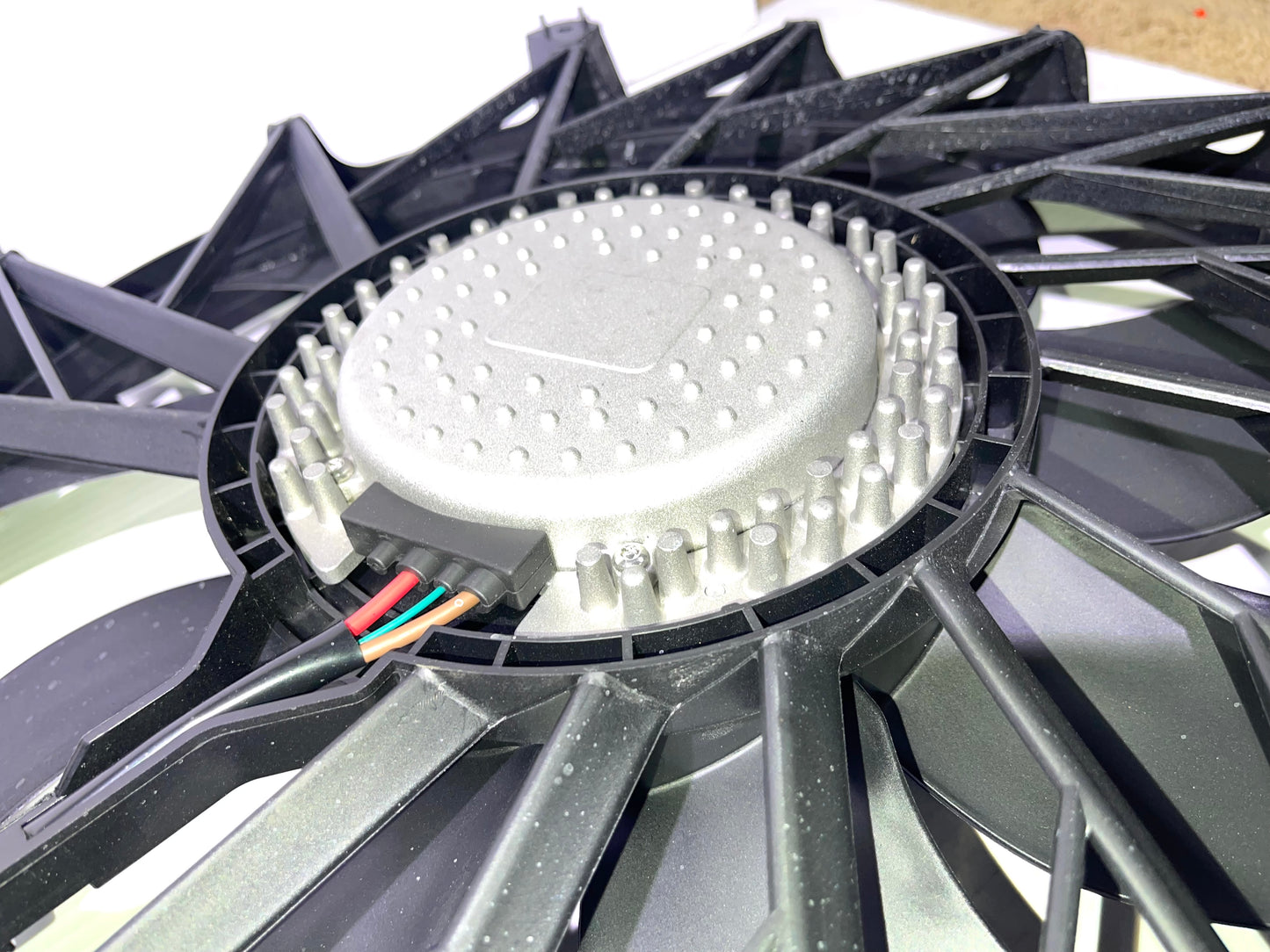 Engine Cooling Fan Assembly, Cooling Radiator Fan Replacement For BMW E60 525 530 545 645 E65 750, Replace 17427543282 17427514181