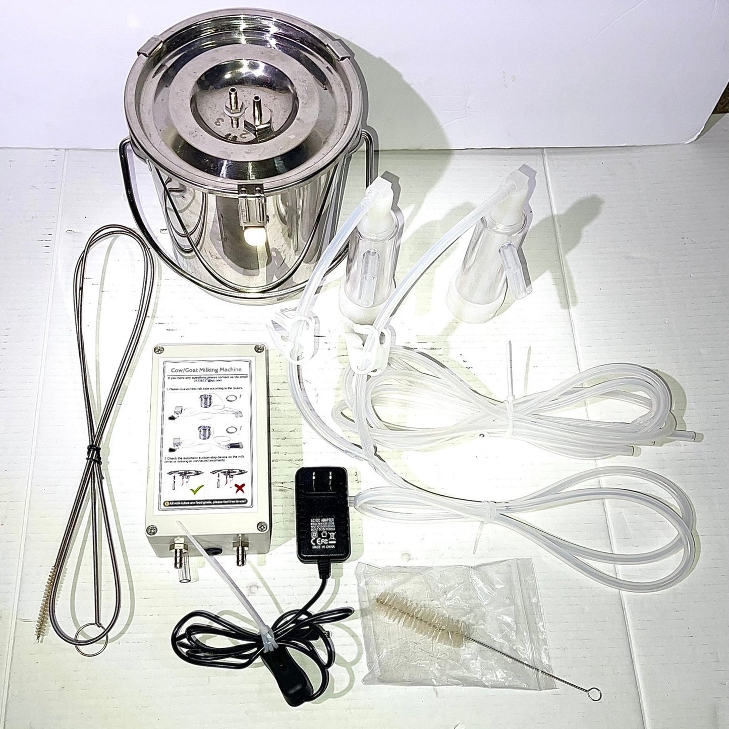 3L Electric Milker Milking Machine Household Manual Double Head Milker Efficient Pumping Cycle Large Capacity Portable for Goat Pulsation Vacuum Milking Machine