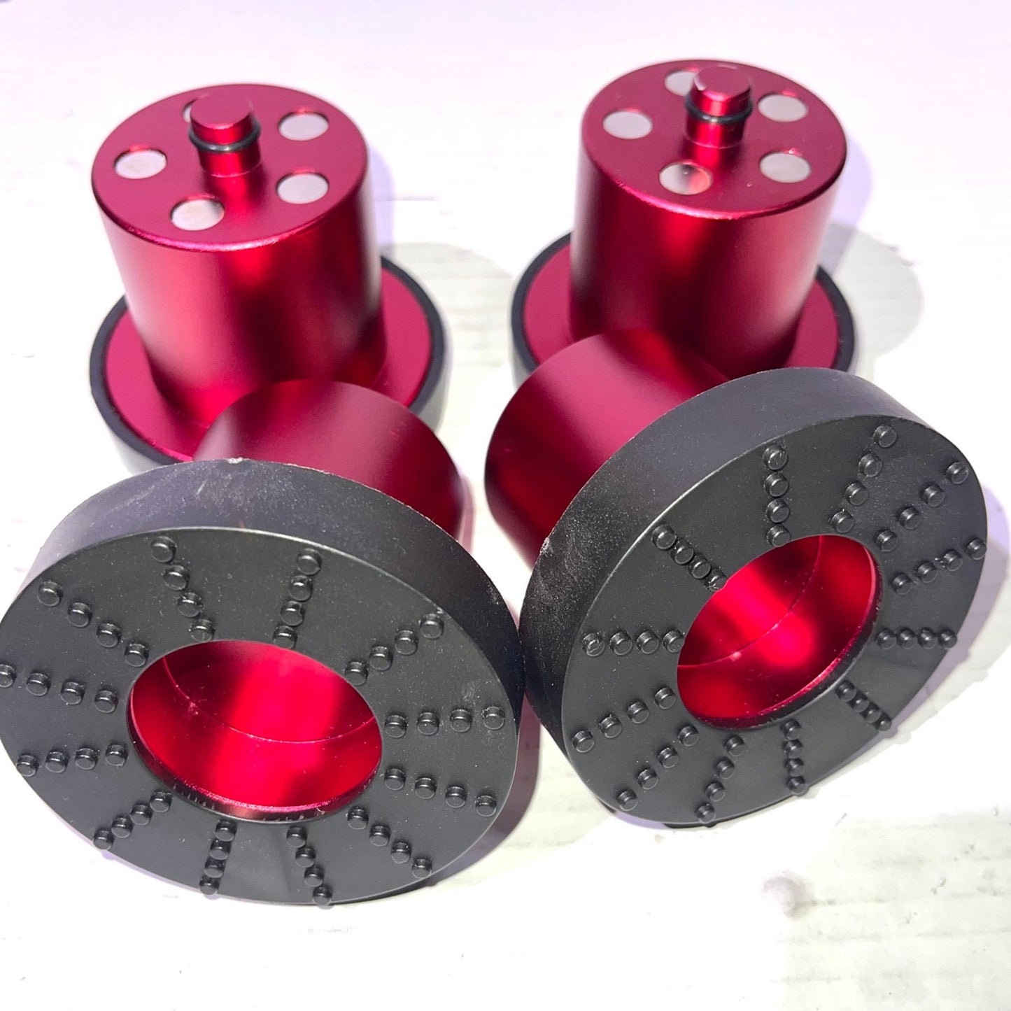 Jack Puck for Rivan R1s R1t Lifting Jack Pads for Rivian R1t R1s Floor Jack Lifting Magnetic Jack Puck for R1S/R1T 4PK Zippered Case 4 Gen - Red