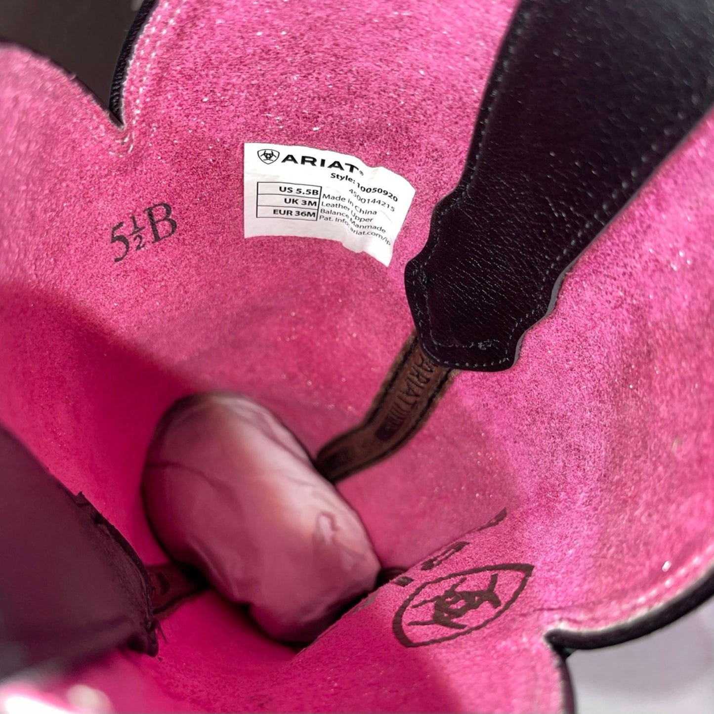 Ariat Women Cattle Caite Stretchfit Western Boot SZ 5.5B LEATHER BLK PINK COWGIRL