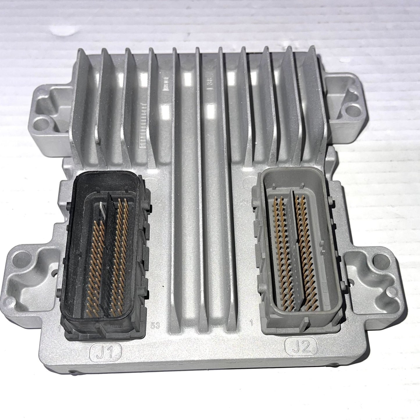 PCM ENGINE COMPUTER ECM ECU 12635858 2010 GMC SIERRA 5.3L PROGRAMMED PLUG&PLAY