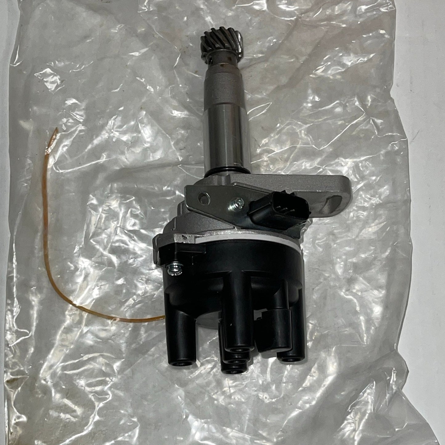 Distributor for Mazda B2200 L4 (90-93), F2G8-18-200A PG-DST35410 F2G8-18-200B