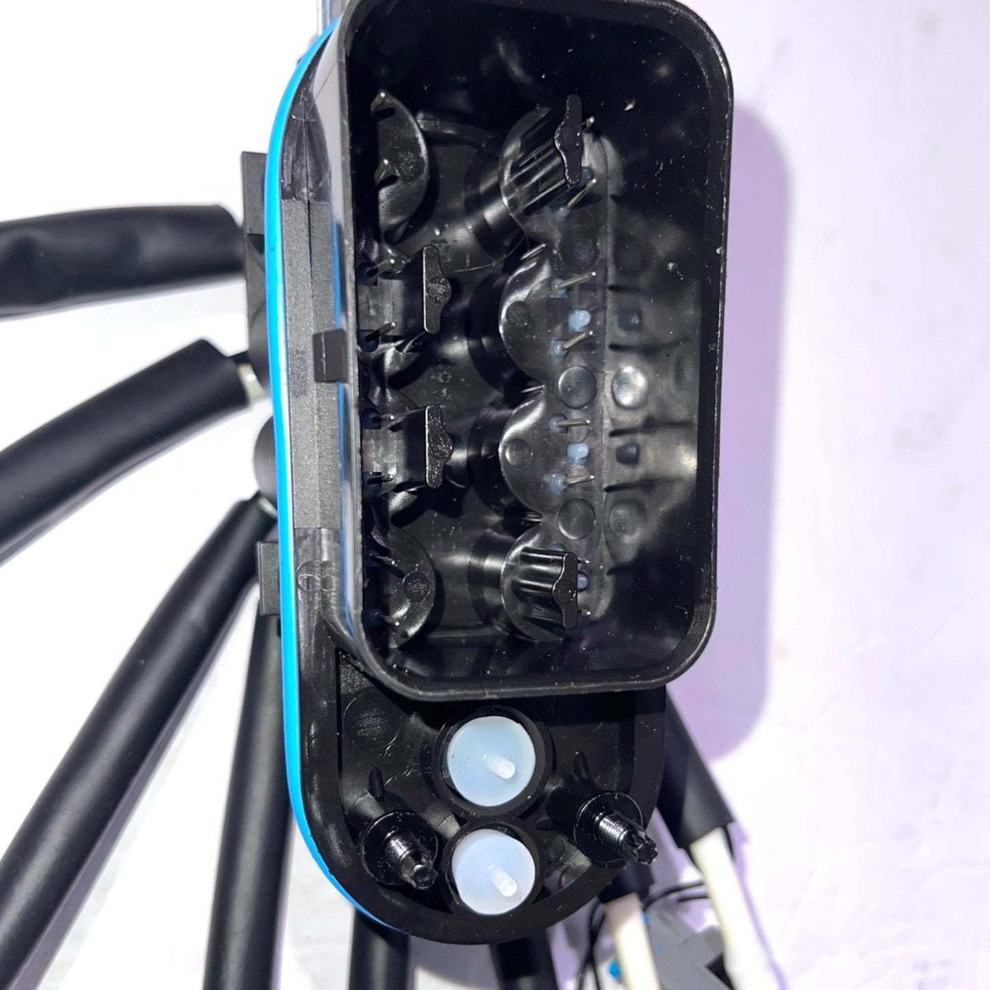 Spider Fuel Injector for FJ504 89060440 17114163 Compatible with GMC K3500 Yukon Cadillac Chevrolet Escalade C1500 Suburban Express 1500 3500 K2500 P30 P3500 Savana V8 5.0L 5.7L 1996-2002