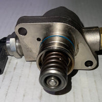 Car Pressure Fuel Pump for AUDI VOLKSWAGON PASSAT 2016-2017 06L127027 06L127027A