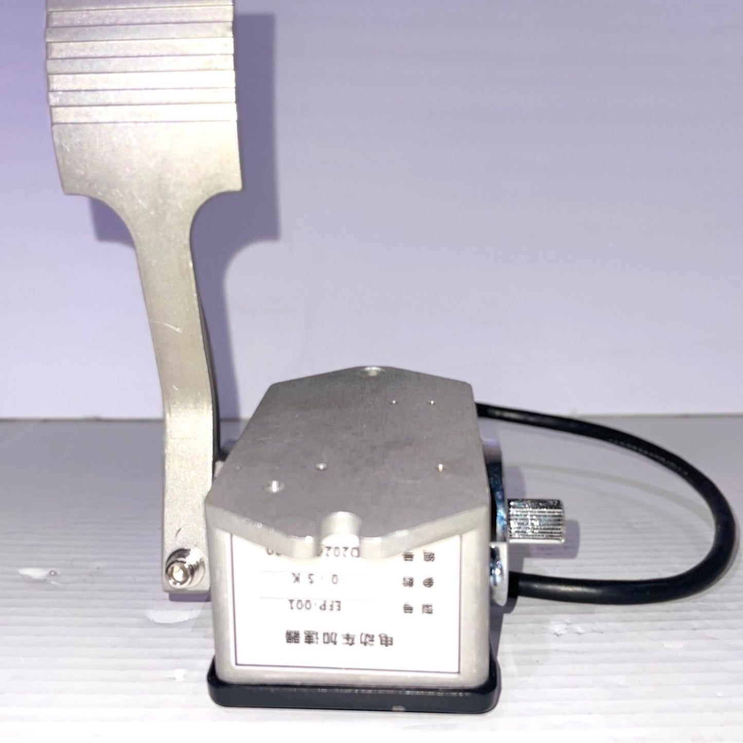 RJSQ 001 Metal Throttle Pedal 0 to 5V Accelerator Throttle Pedal Replacement for EV Cart