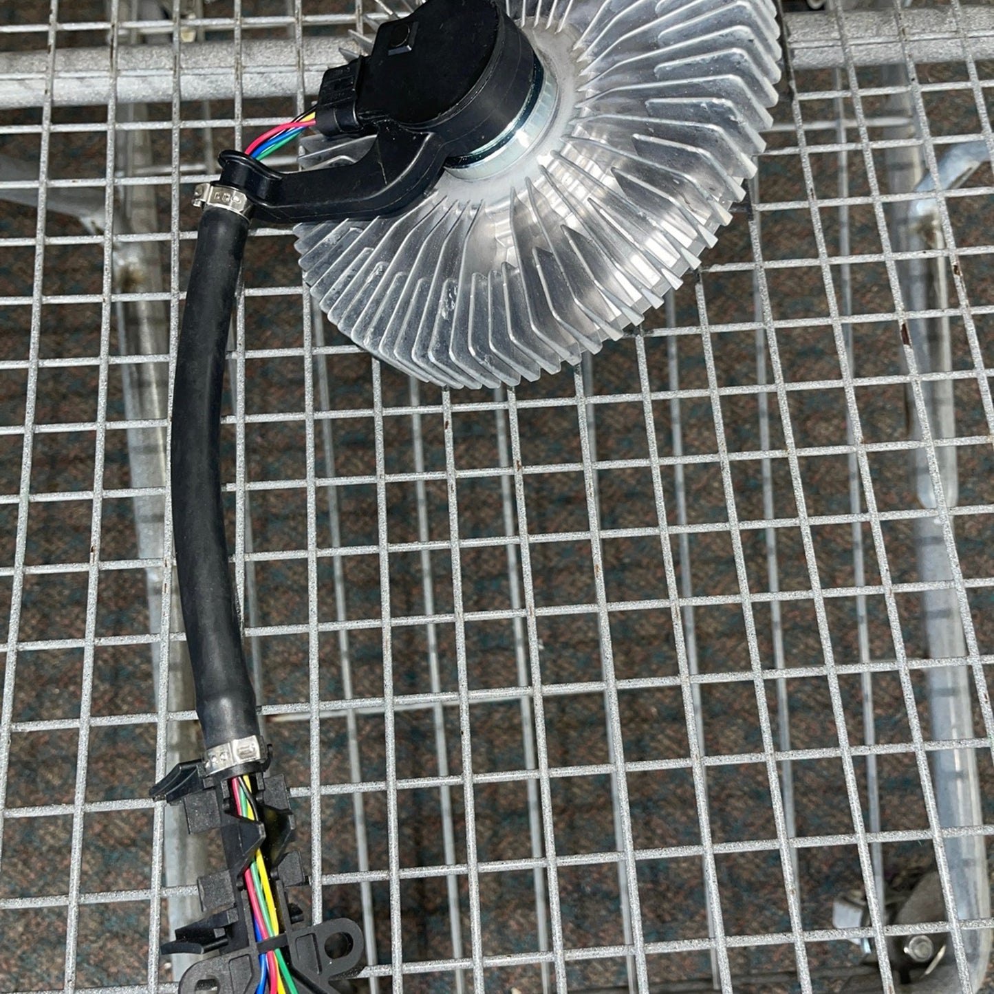 Radiator Cooling Fan Clutch Ford F-150 F150 2011-2014, F-250 F-350 Super Duty 2011-2016 V8 6.2L Replacement for 2569351692