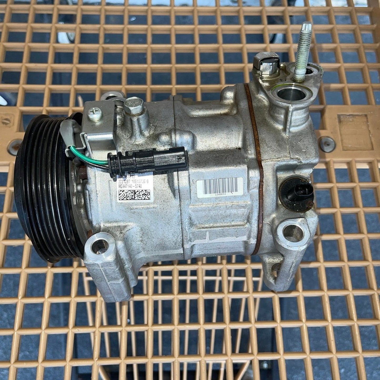 A/C Compressor 7SAS17F GMC Chevrolet Sierra Silverado 2500 3500 4500 5500 6500HD