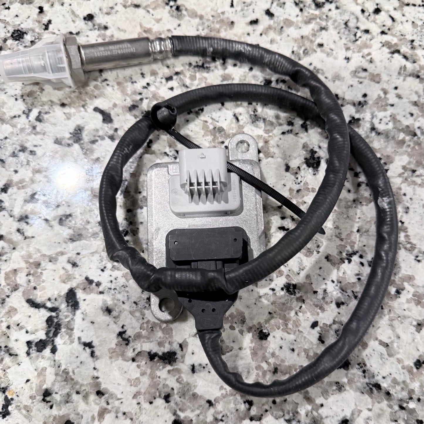 Dorman 904-6018 Nitrogen Oxide Sensor 4326873 RX NoX Sensor Fit Ram 2500 3500 4500 5500 Cummins ISB 6.7L 2013-2018