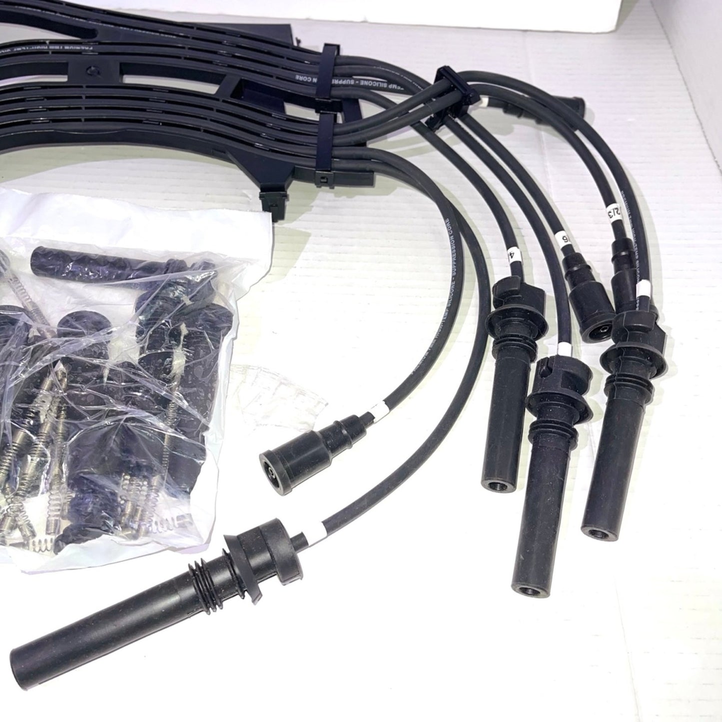 Spark Plug Wire Set for Dodge Durango, Ram 1500, Ram 2500, Ram 3500 (2003-2005 V8 5.7L)