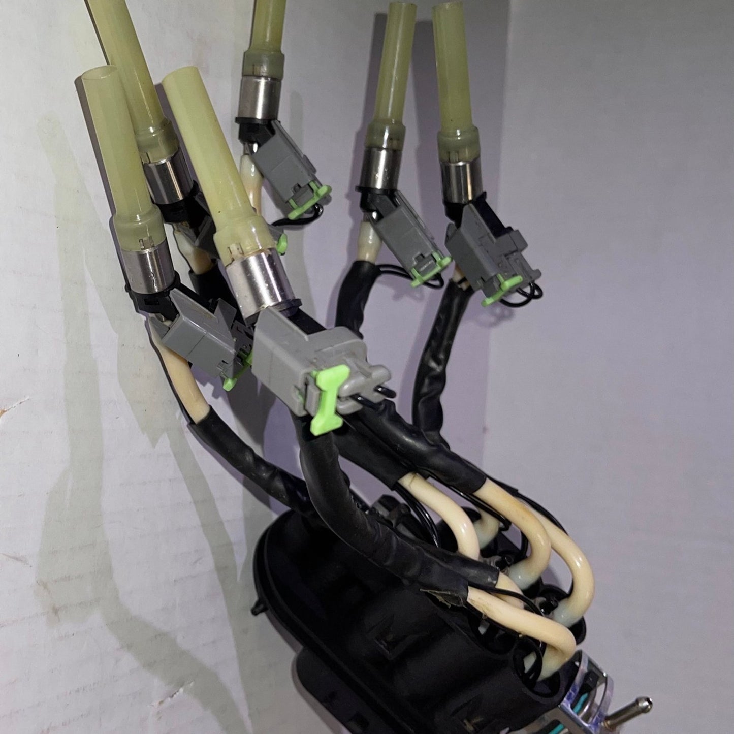 FJ503 Spider Fuel Injectors for Chevy GMC Astro Blazer C1500 4.3L V6 GAS 1996-06