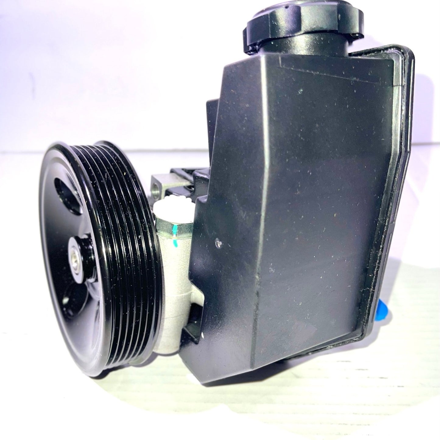 20-61607 Power Steering Pump Assembly with Pulley Reservoir For 1999-2004 Jeep Grand Cherokee Sport Utility L6 4.0L, 1999-2000 Jeep Grand Cherokee Sport Utility V8 4.7L,Power Assist Pump