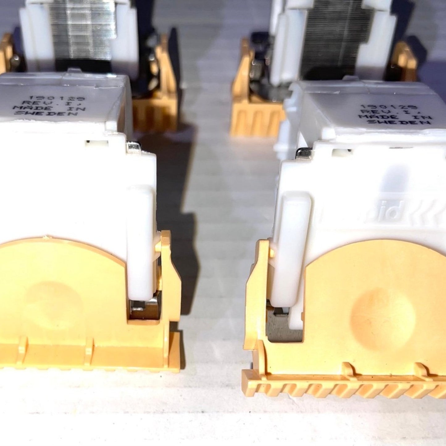 Bookbinding Nail Staple Type XC-D4 Cartridge Box for 4110 4112 4127 1100 D95 4595 7000 7080 Models(1Set 4PCS 20000nails)