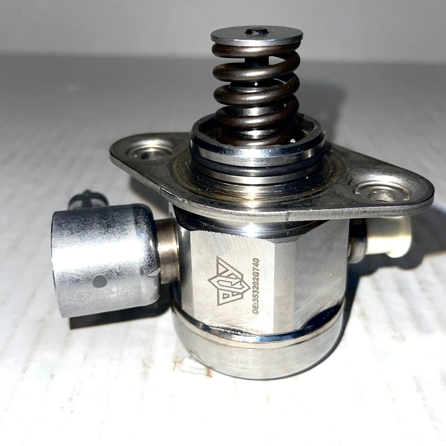 High Pressure Mechanical Fuel Pump 09-14 Hyundai Sonata Kia Sorento 09-15 UDW 35320-2G720 35320-2G730 35320-2G740