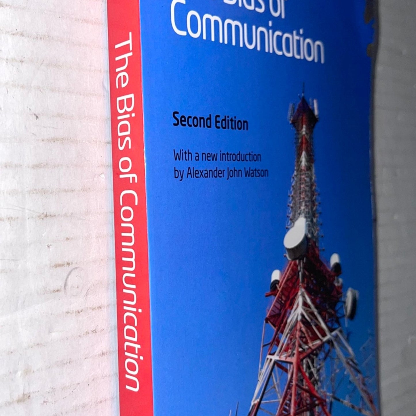 Harold A. Innis The Bias of Communication, 2nd Edition ISBN-13: 978-0802096067, ISBN-10: 0802096069