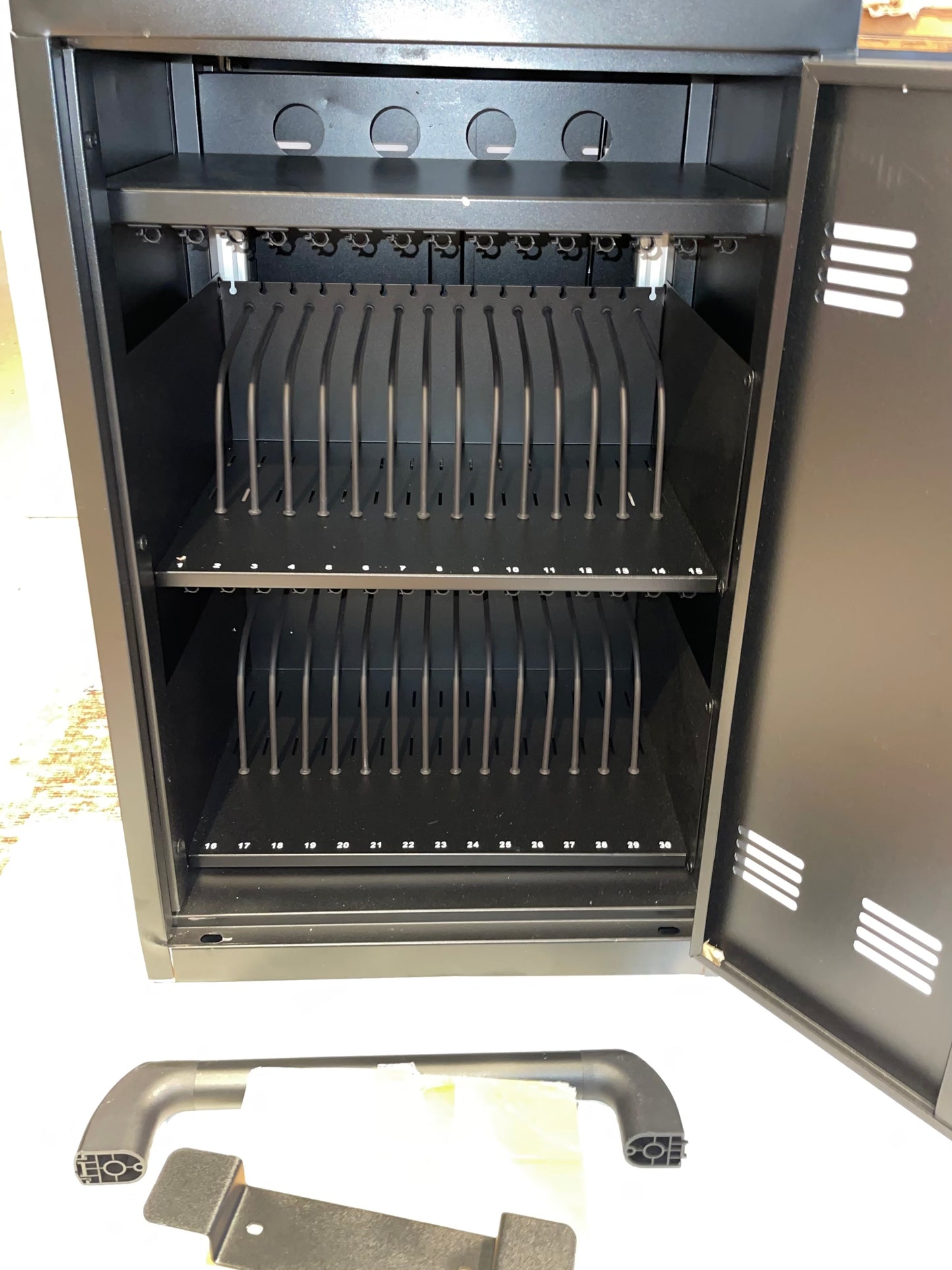 ARTMAN B30EL Tablet/Chromebook/Laptop Charging Cart with Keypad Lock (30 Devices) Slot