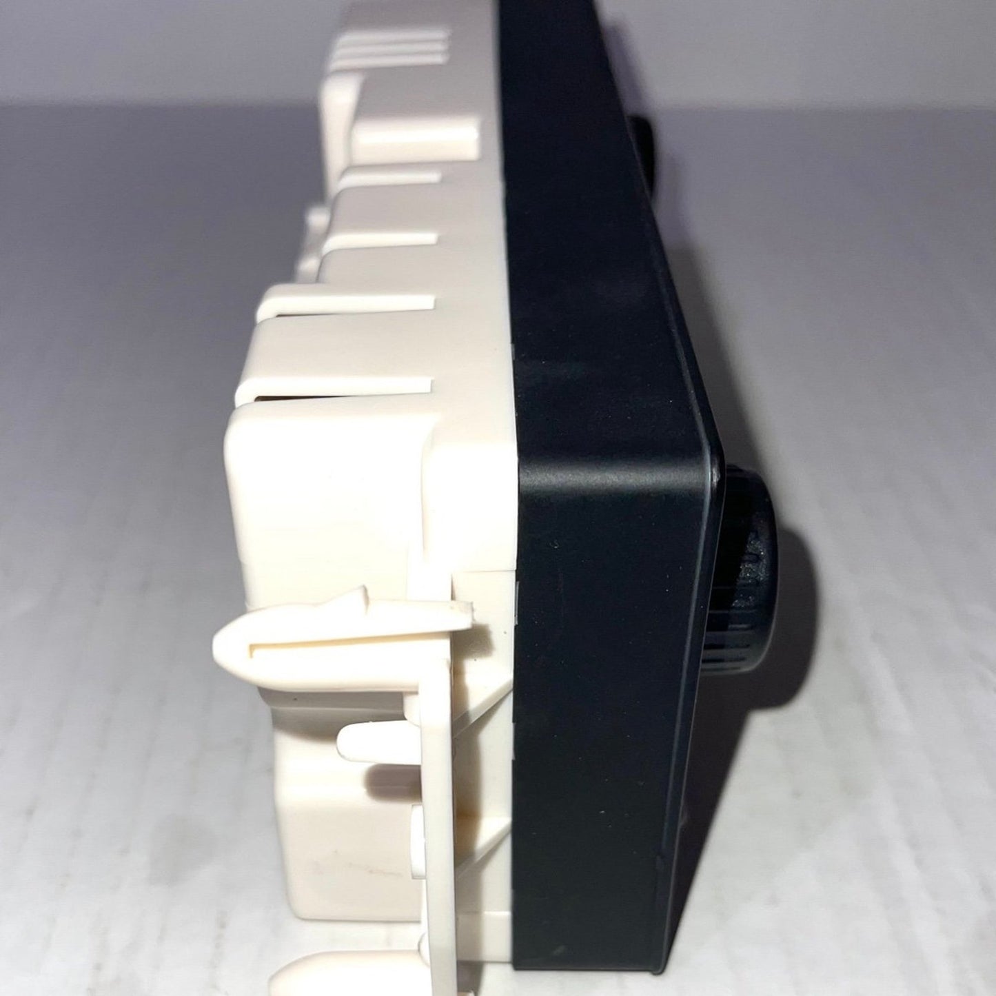 Climate Control Module A/C Heater 599-211XD Buick Rainier Cadillac Escalade Chevrolet Avalanche Silverado 1500 2500 3500 Suburban Tahoe Trailblazer GMC Yukon Sierra Envoy