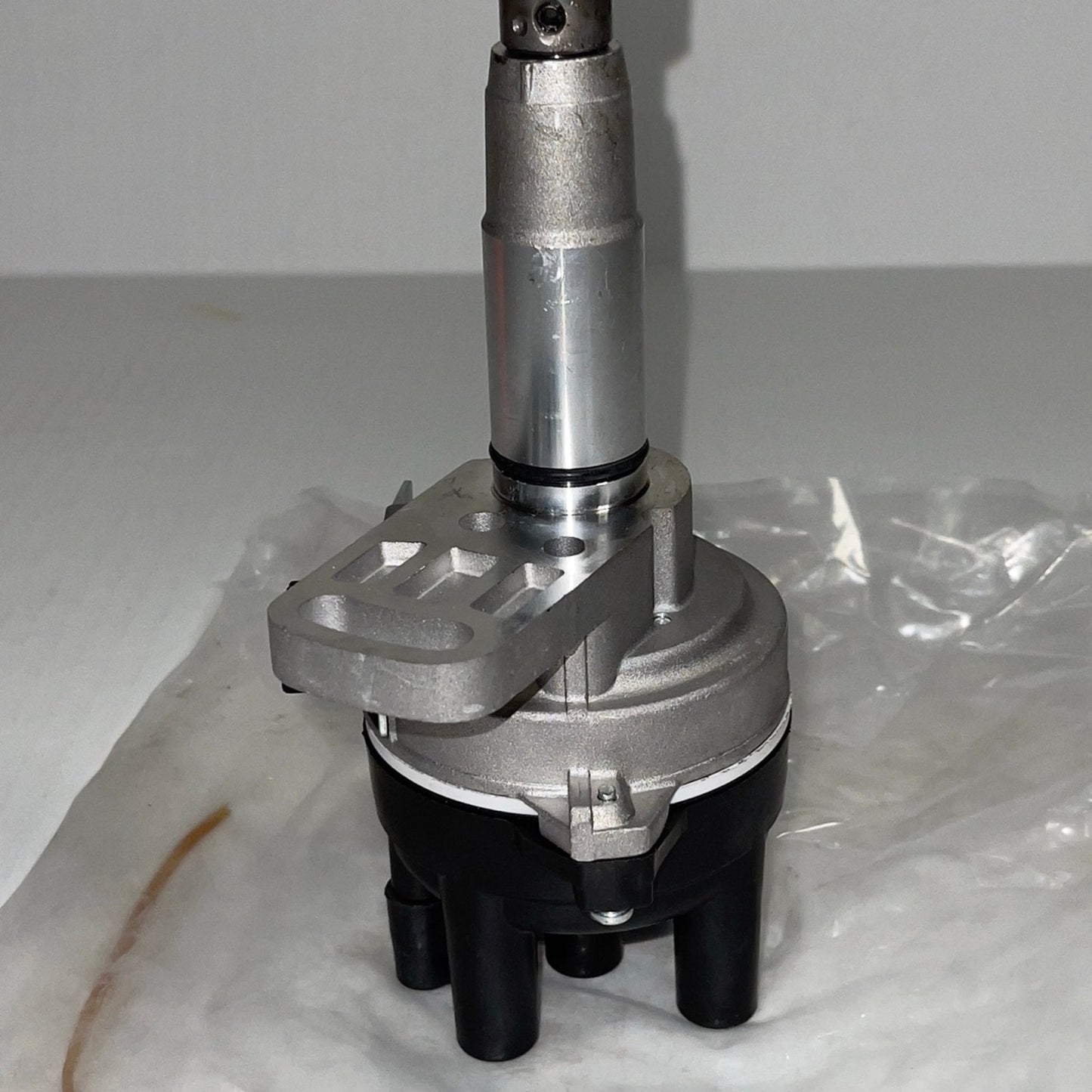 Distributor for Mazda B2200 L4 (90-93), F2G8-18-200A PG-DST35410 F2G8-18-200B