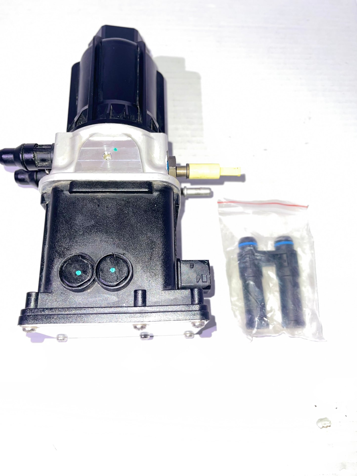 DEF Pump Diesel Emission Fluid Pump for Detroit DD15 A0001407278 A055T282 DDE EA0001404378 RA0001407278