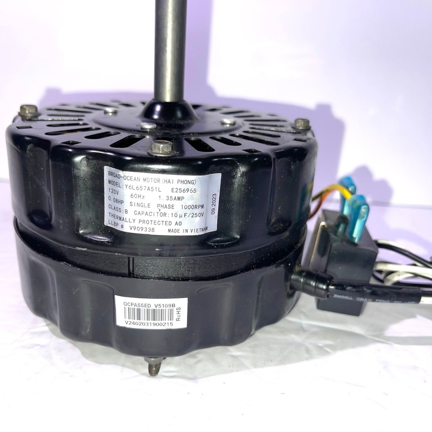 Master Flow Replacement Motor for Power Vents (EGV5/ERV4/ERV5) Includes Capacitor PVM105