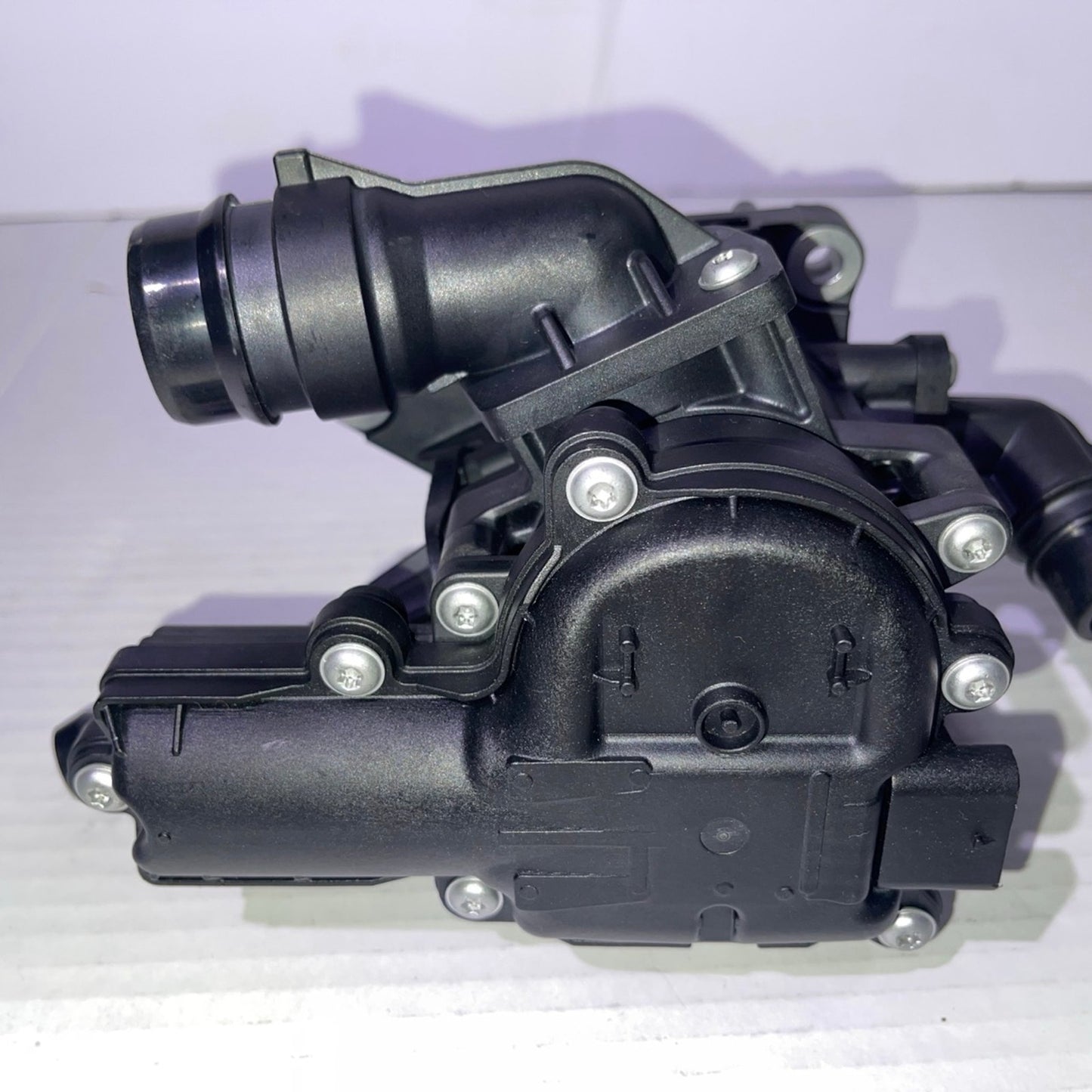 Thermal Management Module 25600-2M810 256002M810 for Hyundai Kona 2020-2022 Santa Fe 2021-2022 Tucson 2022 Sonata 2020-2021 Kia K5 2021-2022 Sorento 2021 Engine Thermostat Replacement