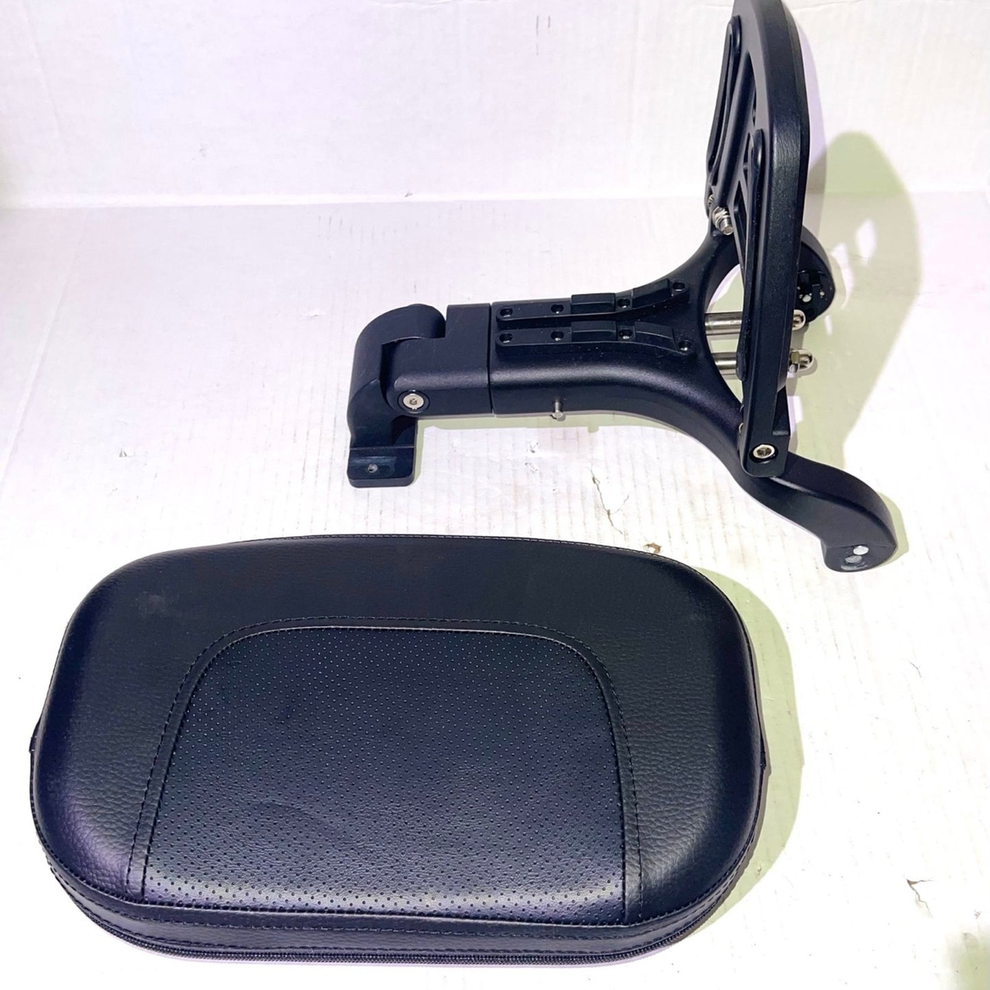 Passenger Driver Backrest for Kawasaki Vulcan 900 VN900B Classic VN900C Custom VN900D Classic LT 06-24 07 08